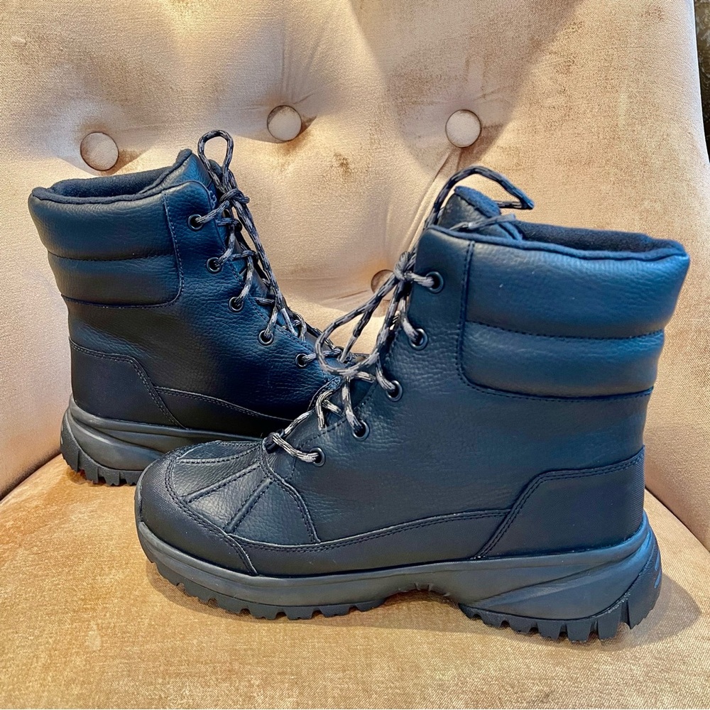 UGG Yose Black Winter Boots Women’s Size 9